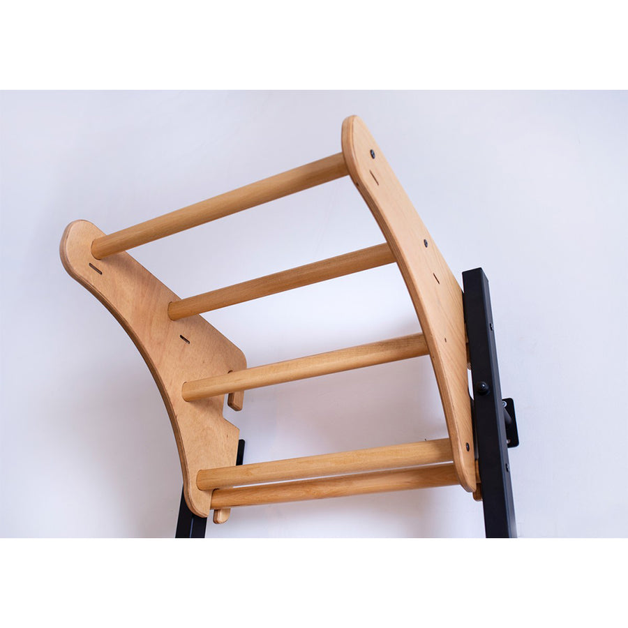 BenchK 711 wall bars with wooden pull up bar