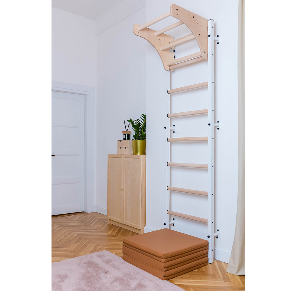 BenchK 711 wall bars with wooden pull up bar
